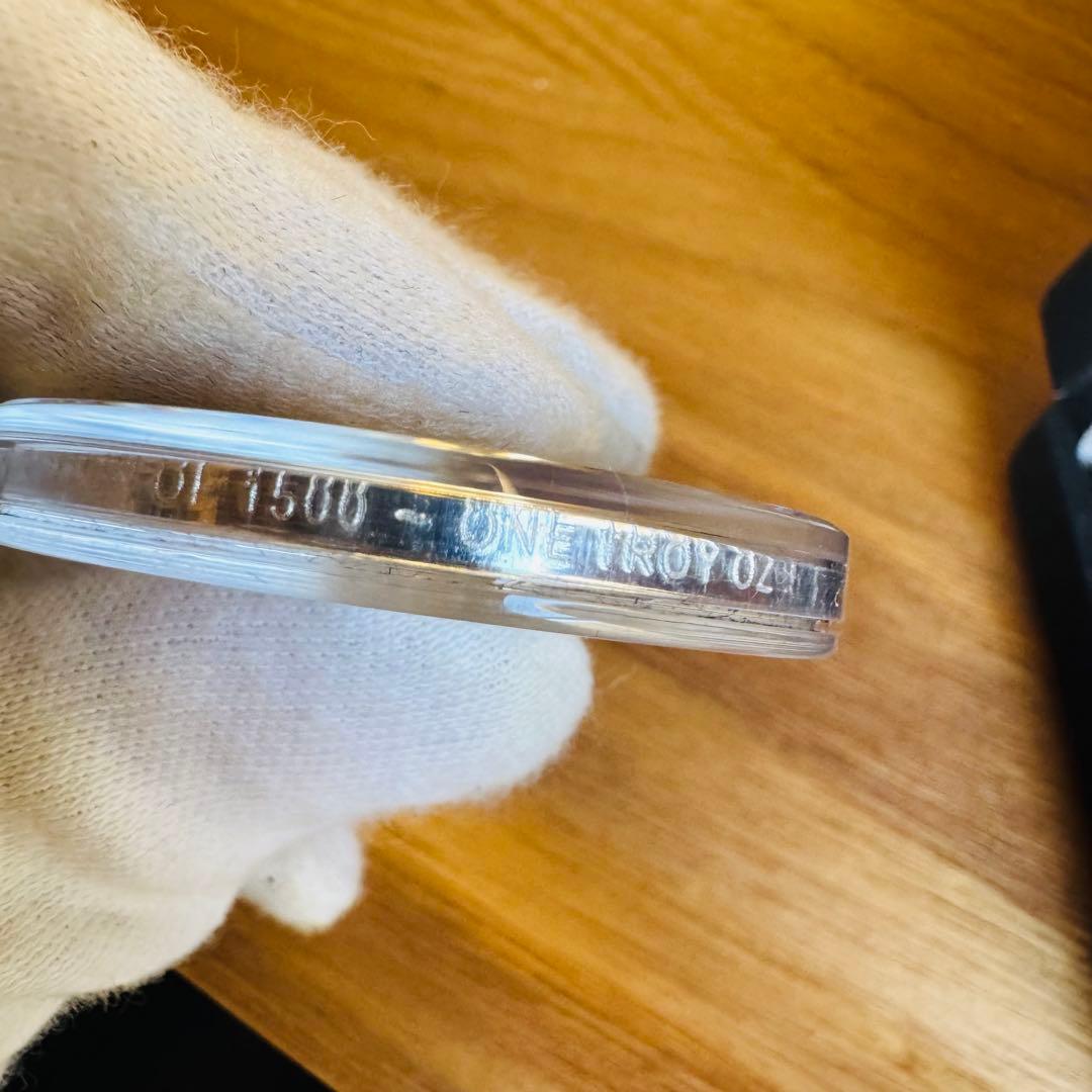 （超レア！）トランプ大統領　1オンス 銀貨　トランプ/メラニア