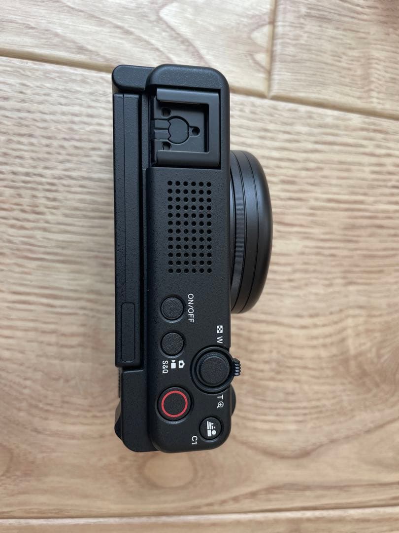 SONY VLOGCAM ZV-1F ブラック（ハンドグリップ・SDカード付）