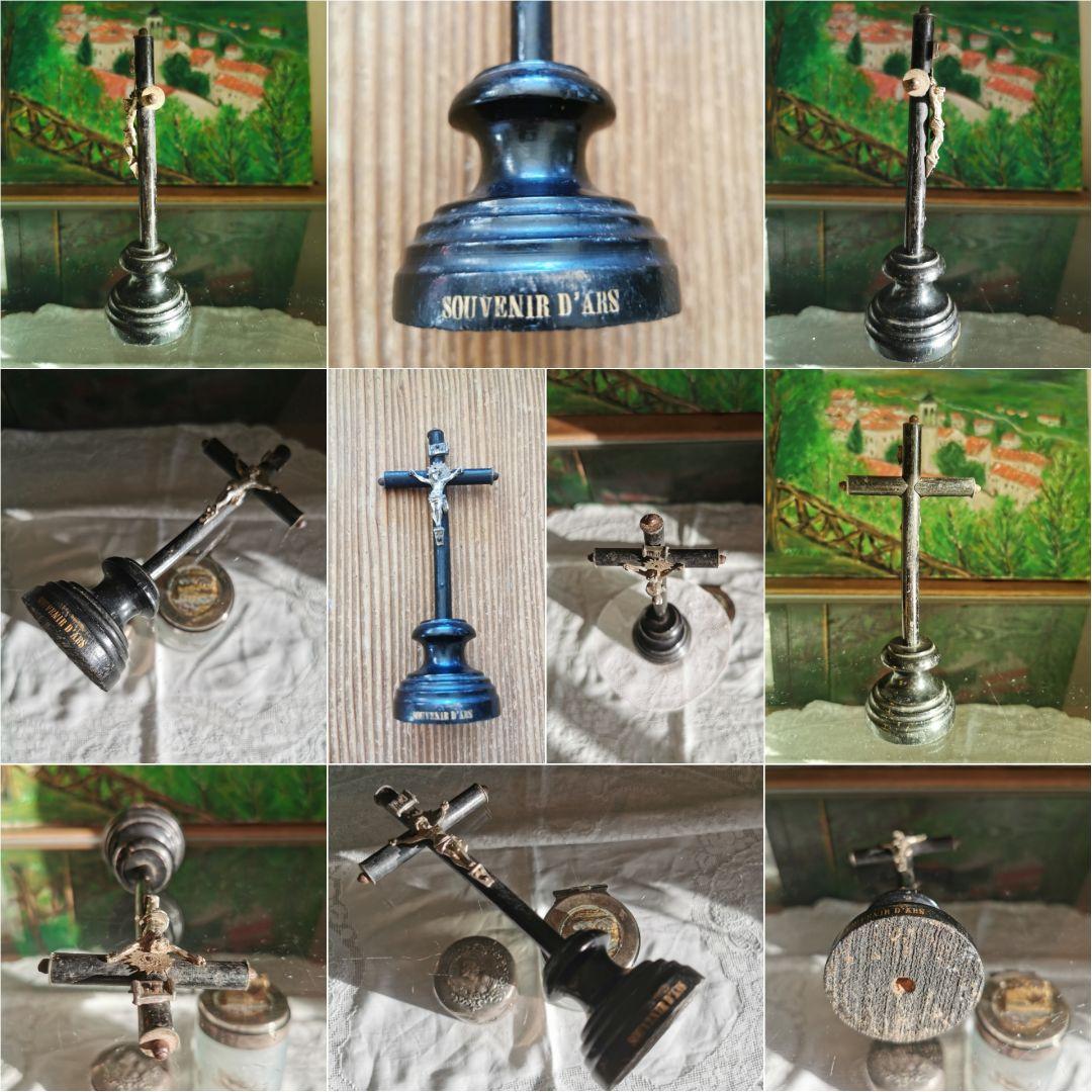 アンティーク フランス 黒木の円筒十字架と銀色のイエスキリスト アルス