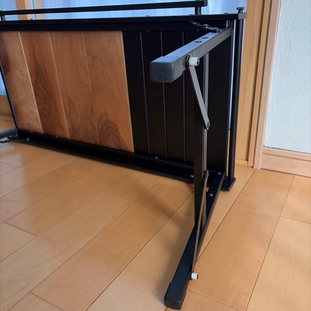 ラーテルワークス　ウッドパネルテーブル