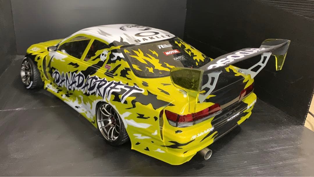 ラジコンボディ