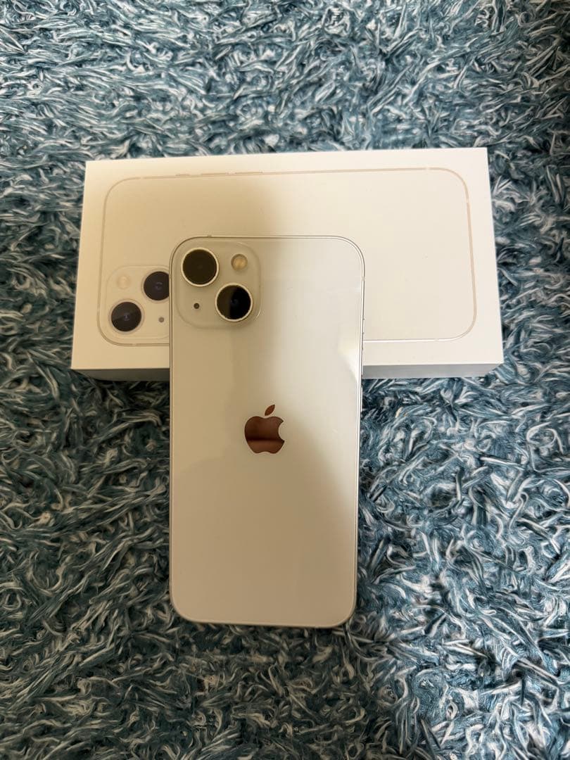 iPhone 13 スターライト　128