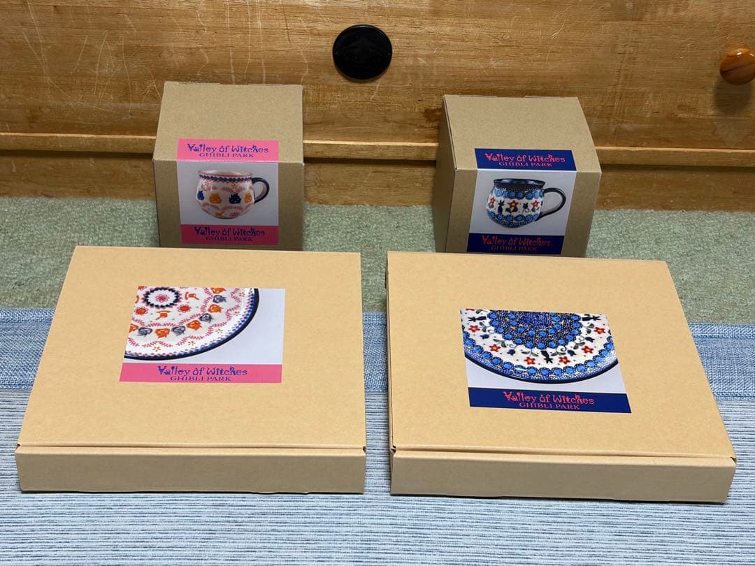 ジブリパーク ハウルの動く城&魔女の宅急便 マグカップ+ポタリープレート 計4点