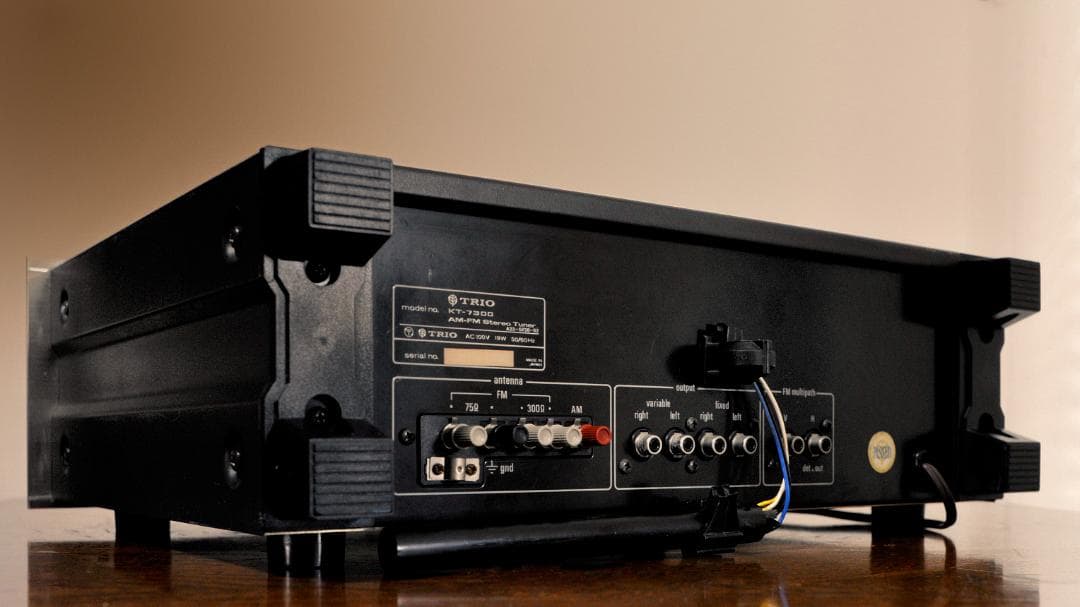 【来年度4月の福岡分移転のため処分価格】TRIO TUNER KT-7300