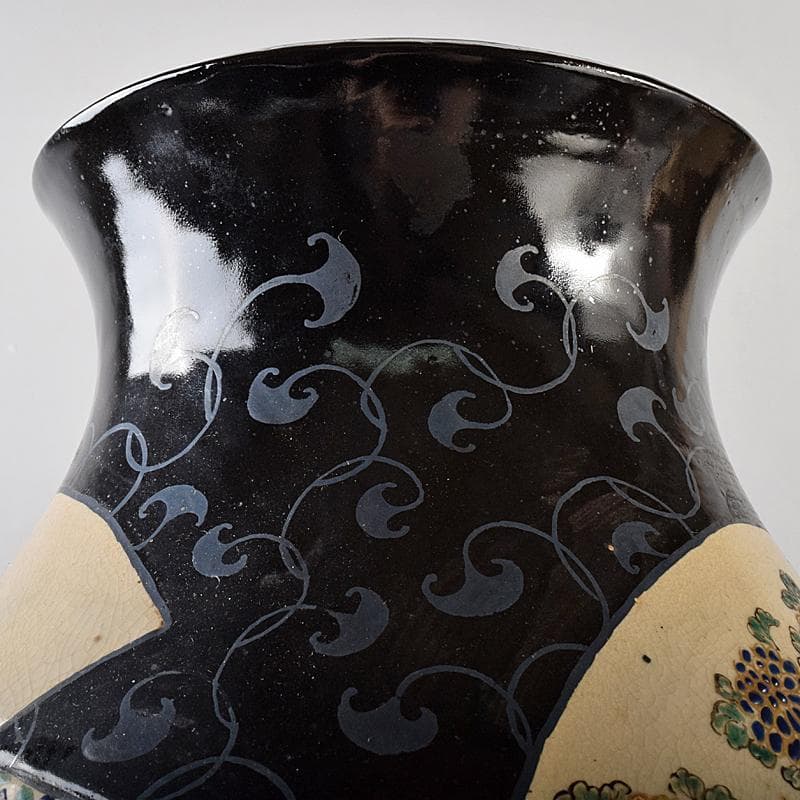 薩摩焼　古薩摩　色絵金彩　扇窓絵鳳凰獅子花文瓶　壷　高さ約45㎝　UR7915B