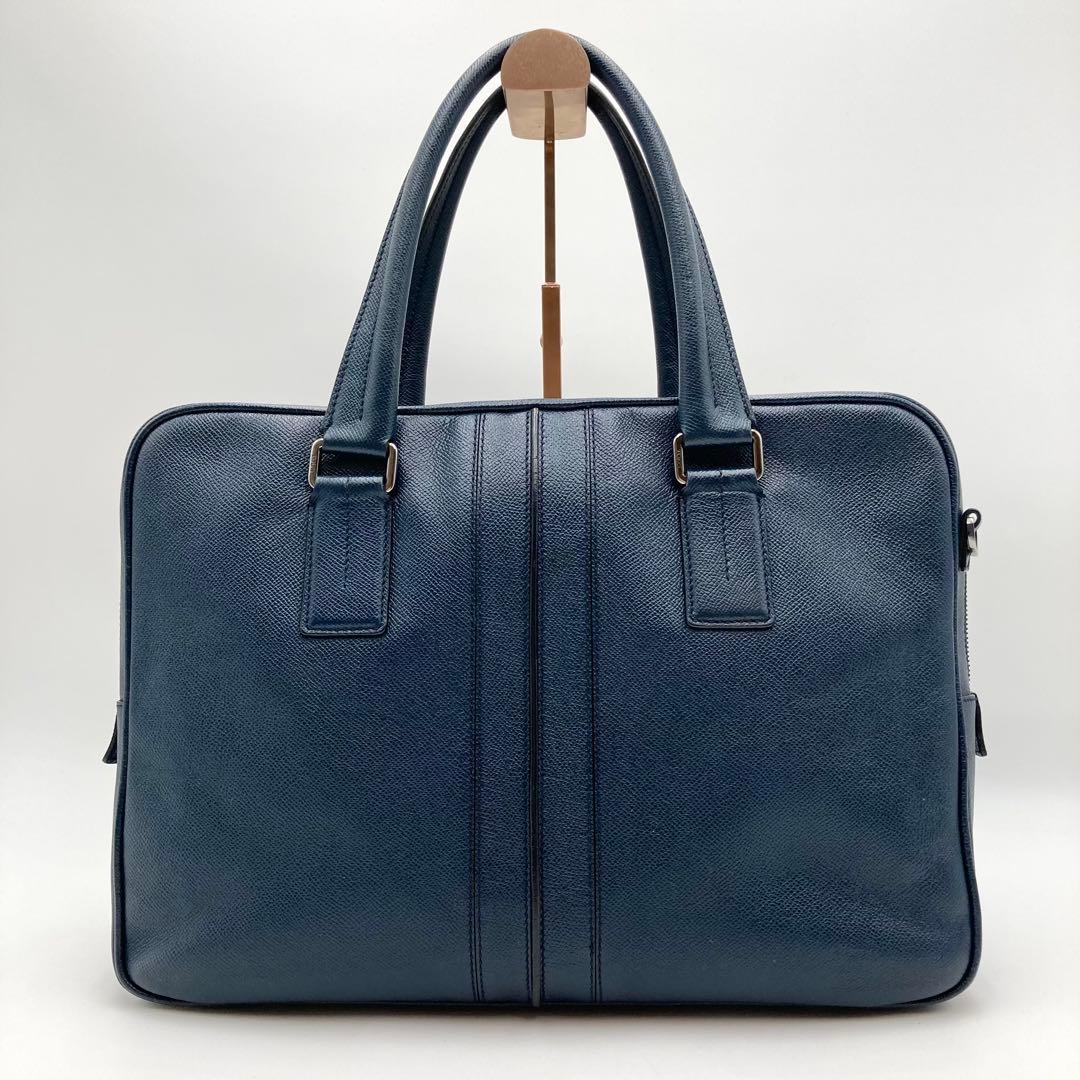 極美品✨TOD'S ビジネスバッグ レザー 紺色 A4 サイドロゴ スリム 仕事