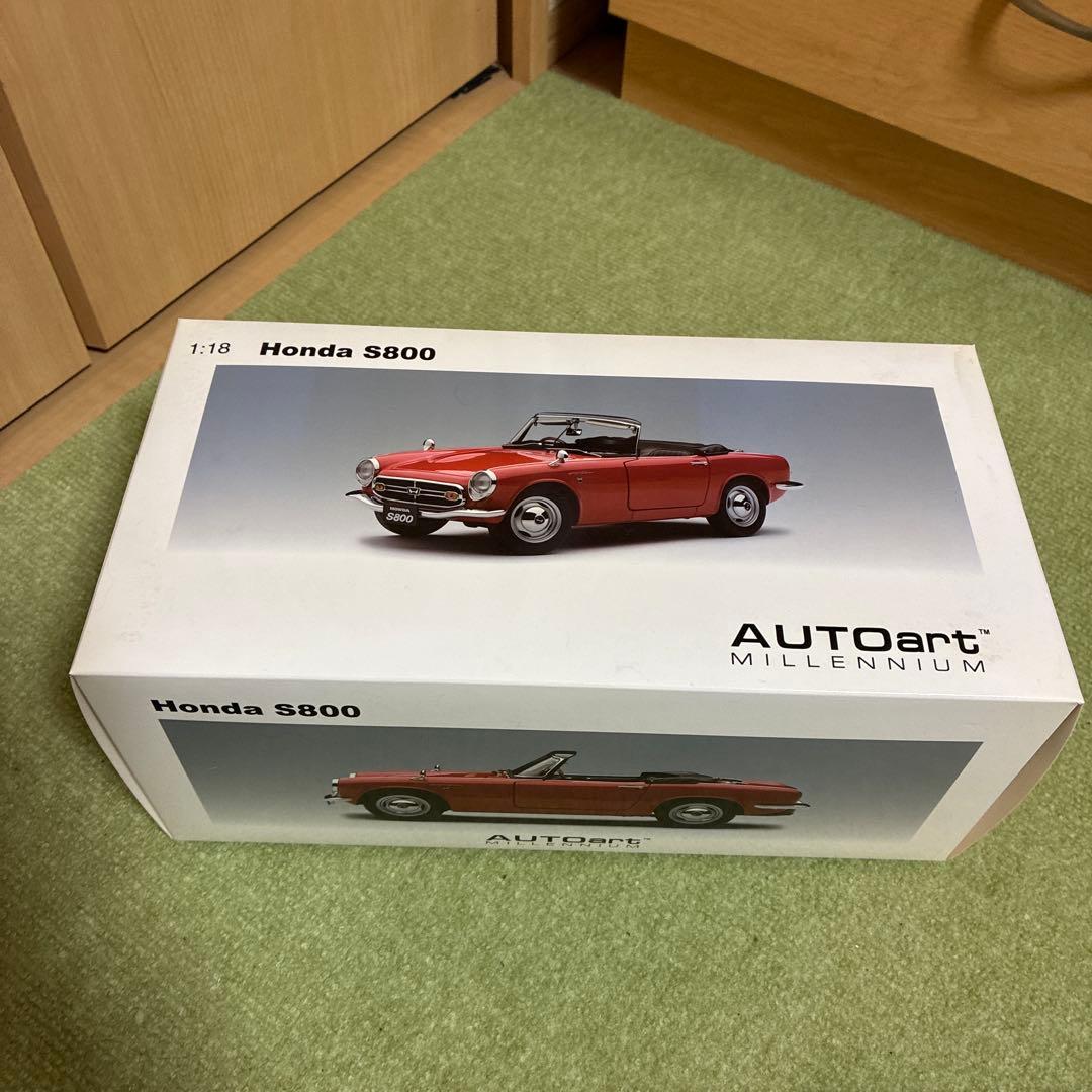 オートアート　1/18 S800 レッド