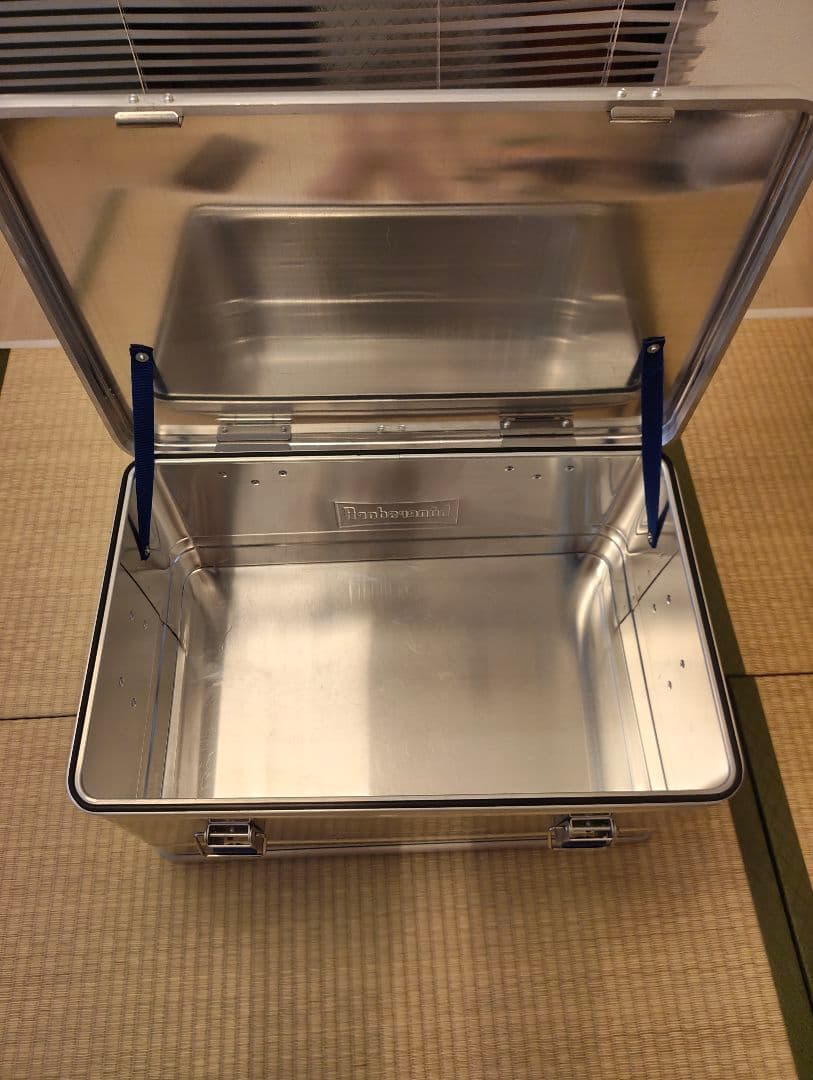 ヒューナースドルフ Hunersdorff アルミボックス48L