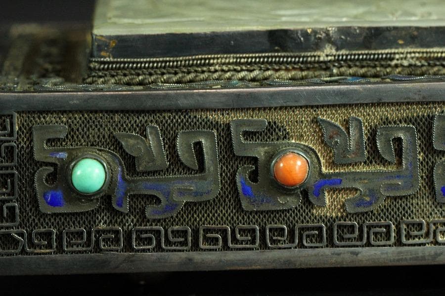 銀七宝 鳳 和田玉 白玉刻花鳥 宝石 珊瑚 象嵌 花鳥 饕餮(K-A156)