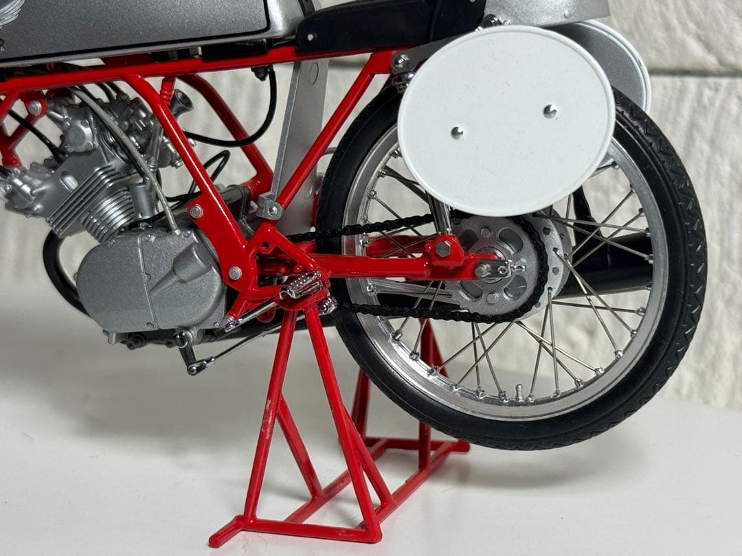 エブロ　1/10スケール　ホンダ CR110 カブ レーシング 1962