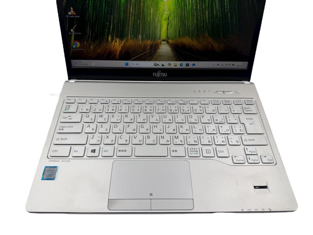 富士通コンパクトPC✨第７世代❗️corei5✨メモリ4GB❗️SSD搭載☆