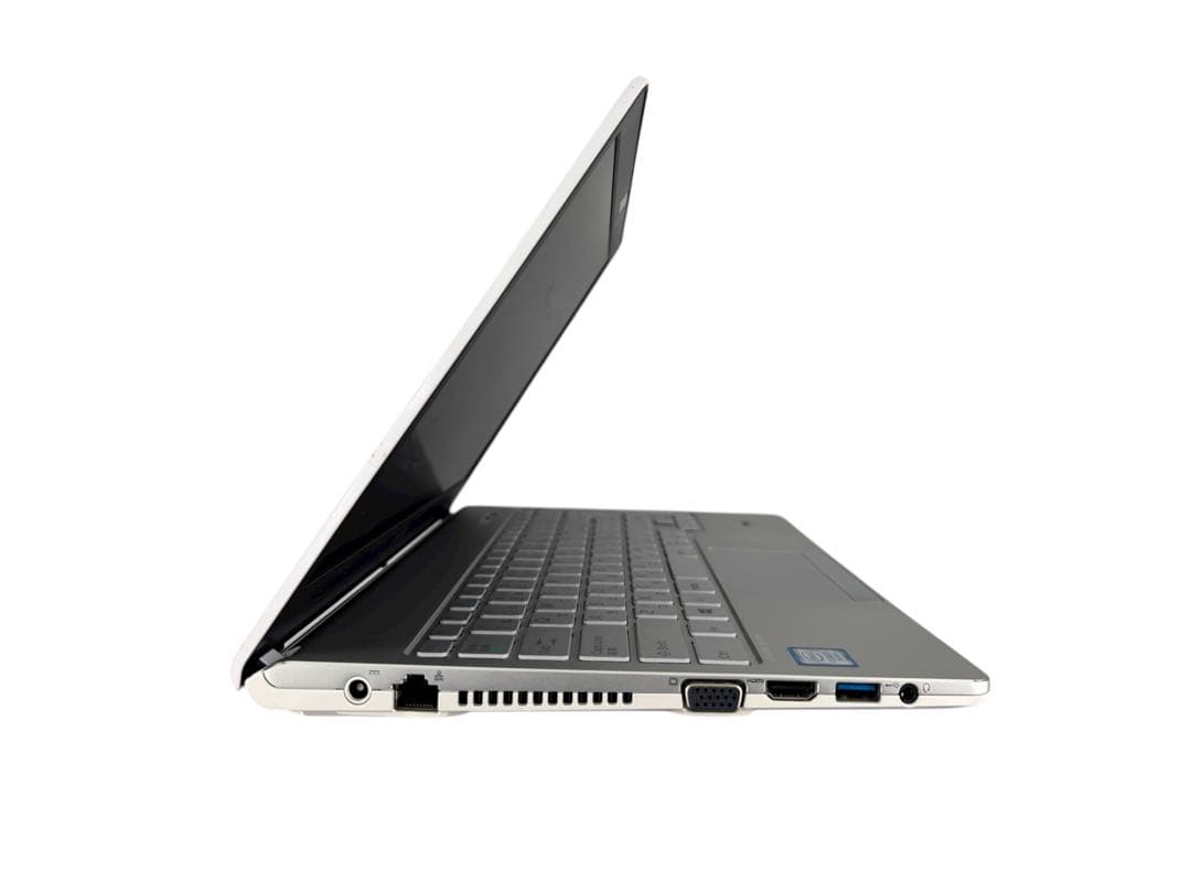 富士通コンパクトPC✨第７世代❗️corei5✨メモリ4GB❗️SSD搭載☆