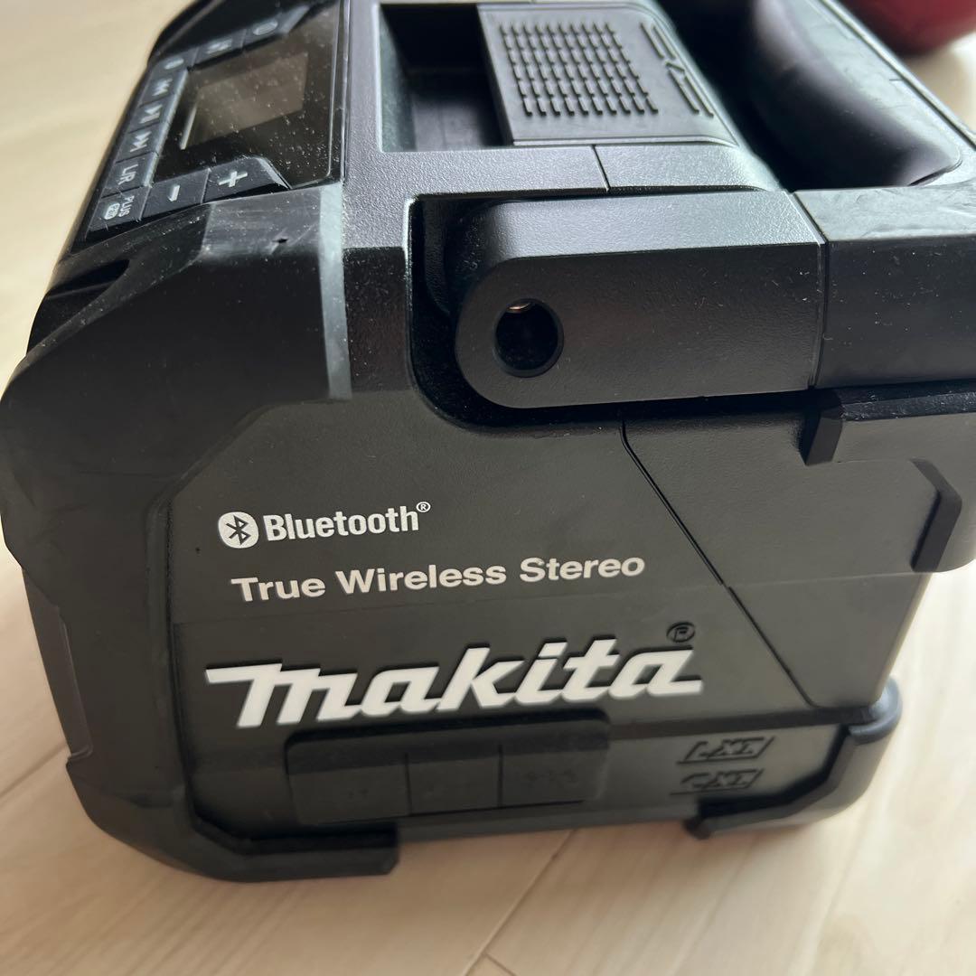 Makita ワイヤレススピーカ　True Wireless Stereo
