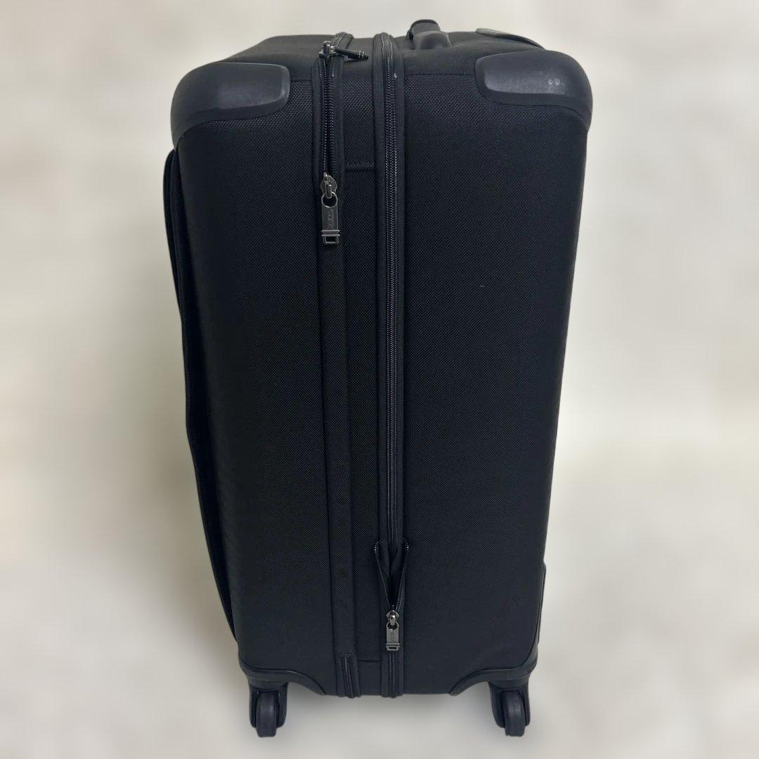 TUMI　4輪　キャリー　ALPHA2 バリスティックナイロン　GEN4.2　黒