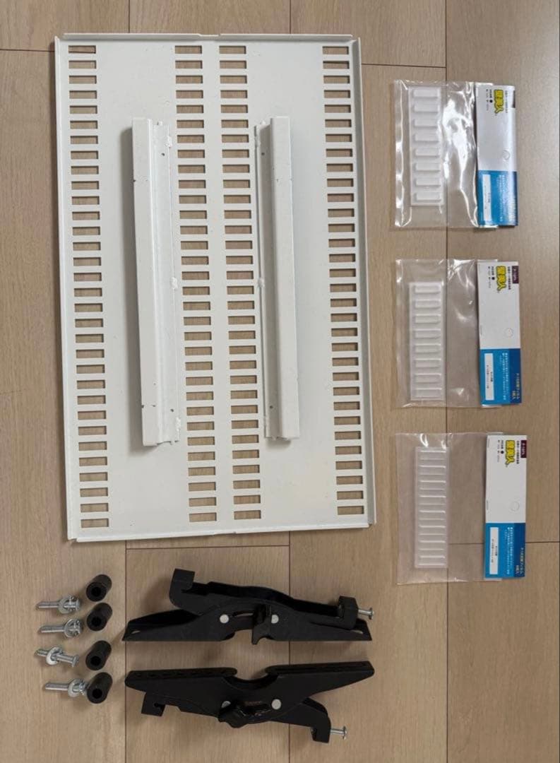 壁美人　TI100　23-37インチ　テレビ用　ホワイト 石膏ボード