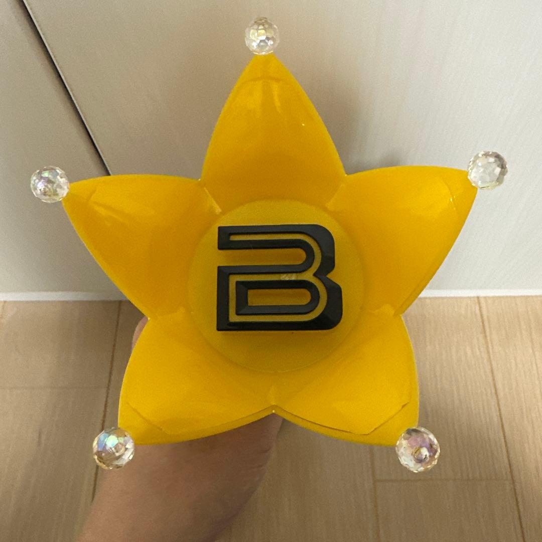 BIG BANG10周年記念　ペンライト　SOLケースセット