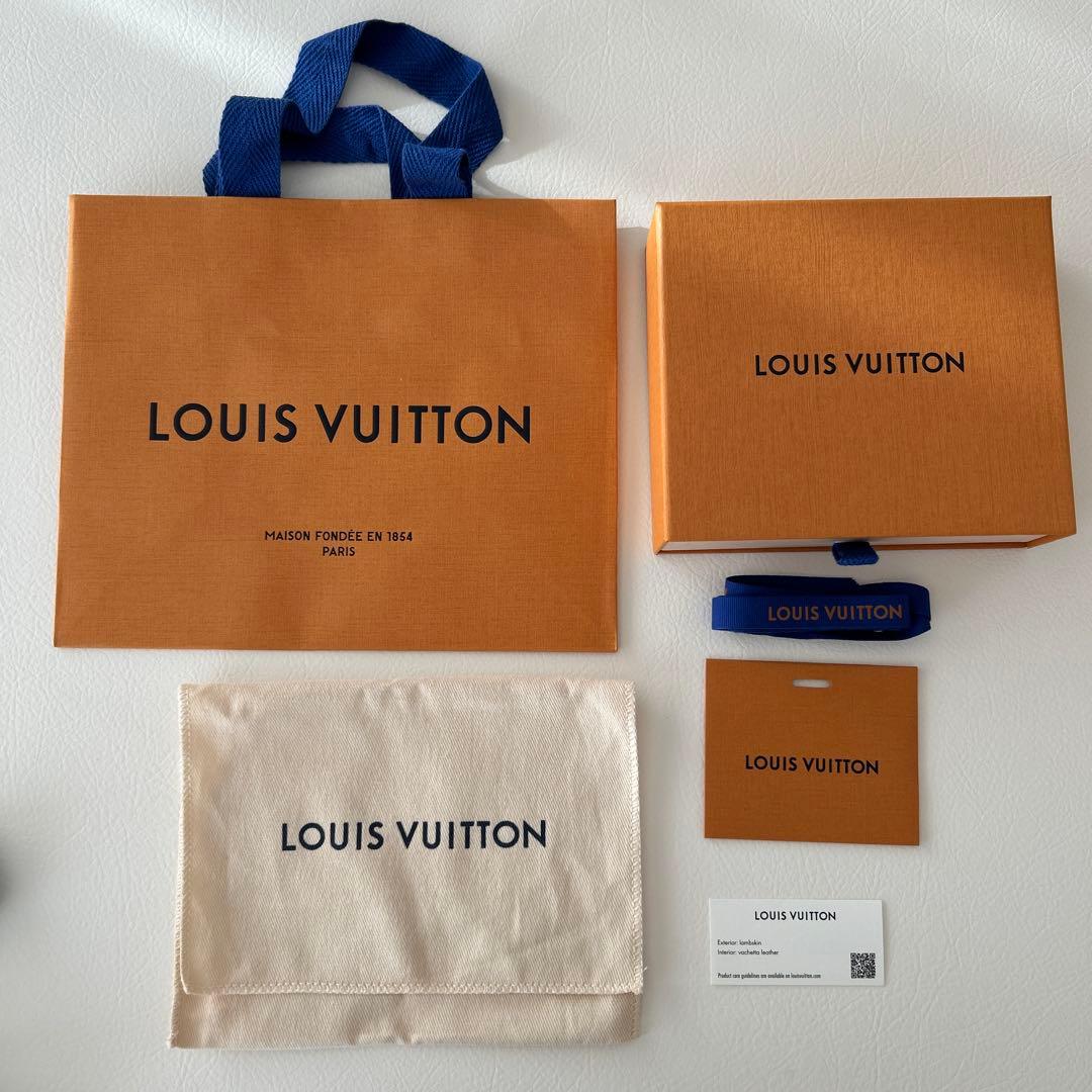 ルイヴィトン　ポルトフォイユルー　ノワール　黒　ラムレザー