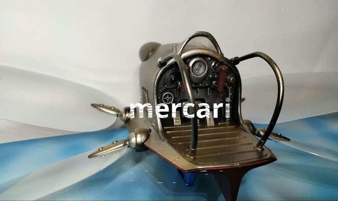 天空の城ラピュタ☆　フラップタープラモデル完成品　ケース付きバンダイ1/20