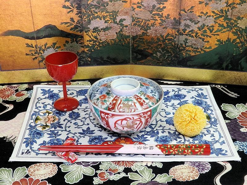 古伊万里　色絵　桐に鳳凰　丸紋に菊の図　蓋茶碗　４客　D200AS-fbut