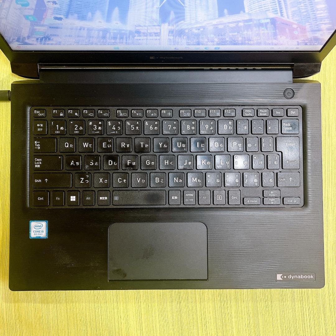 薄型⭐️携帯性抜群❗️バッテリー良好❗爆速SSD256GB✨メモリ8GB