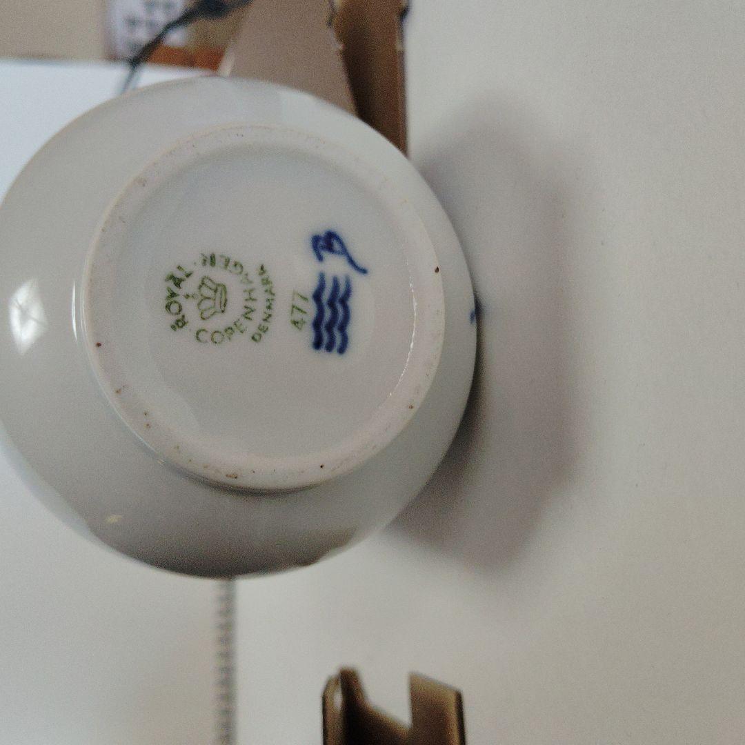 磁器壺、花入れ