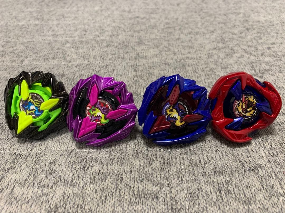 BEYBLADE X カラーチョイスブースター含むレアベイ4点　未使用品