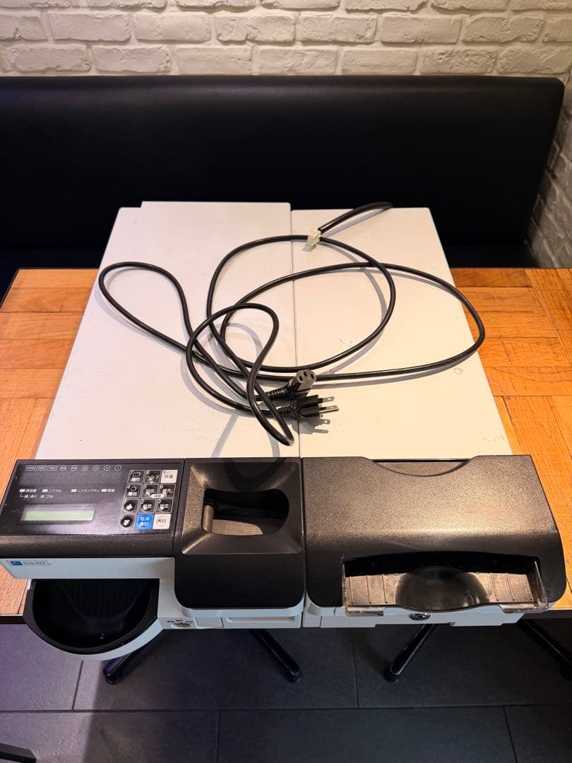 自動釣り銭機　ECS-777 自動釣銭機　カシオ 新紙幣 新硬貨 対応