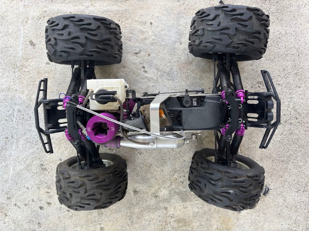 サベージ25 HPI エンジンラジコンカー