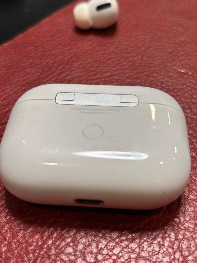 AirPods本体 ホワイト 充電ケース付き