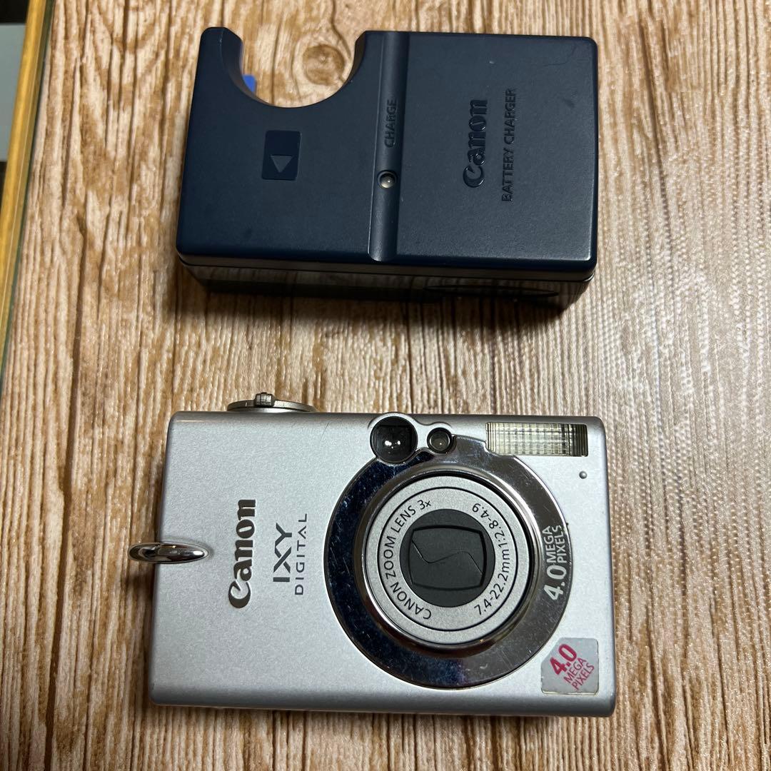 Canon IXY DIGITAL 400 シルバー
