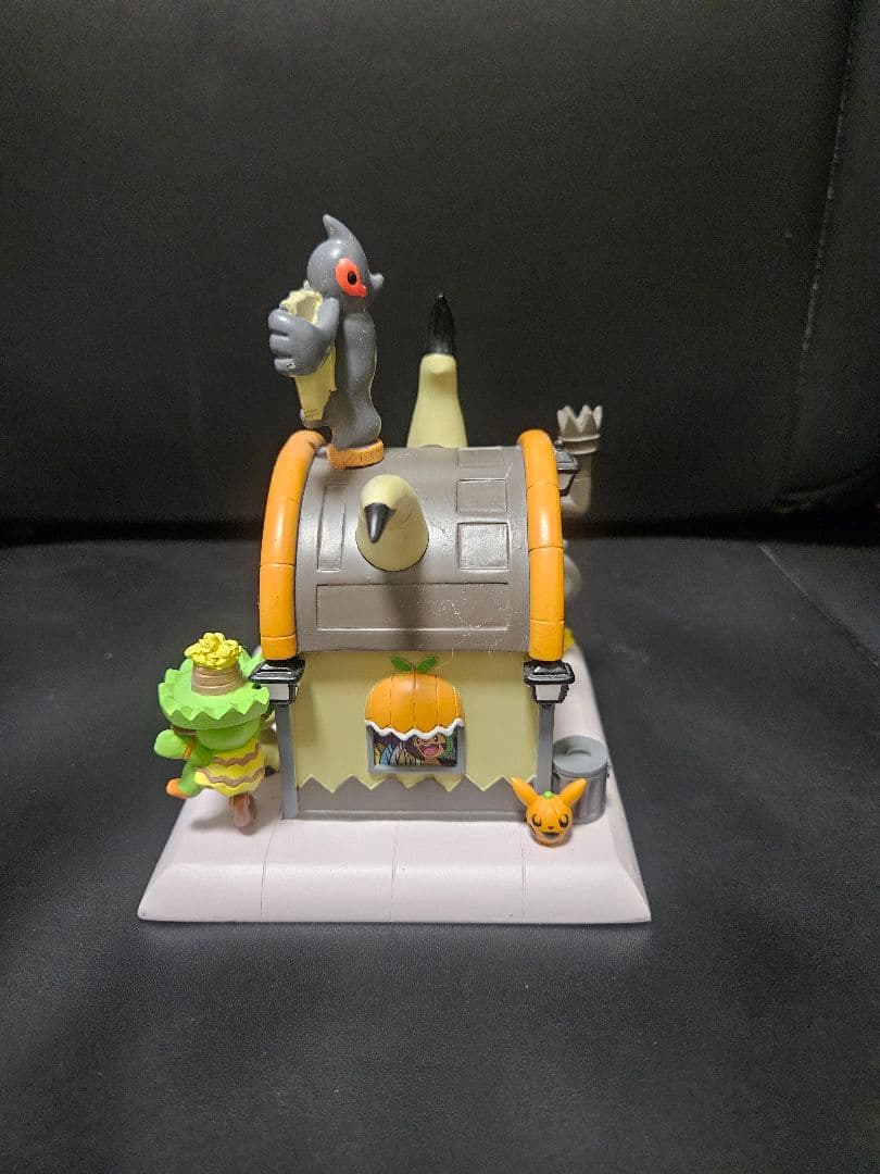 ポケモン Haunted Pokémon Villageフィギュア 4点セット