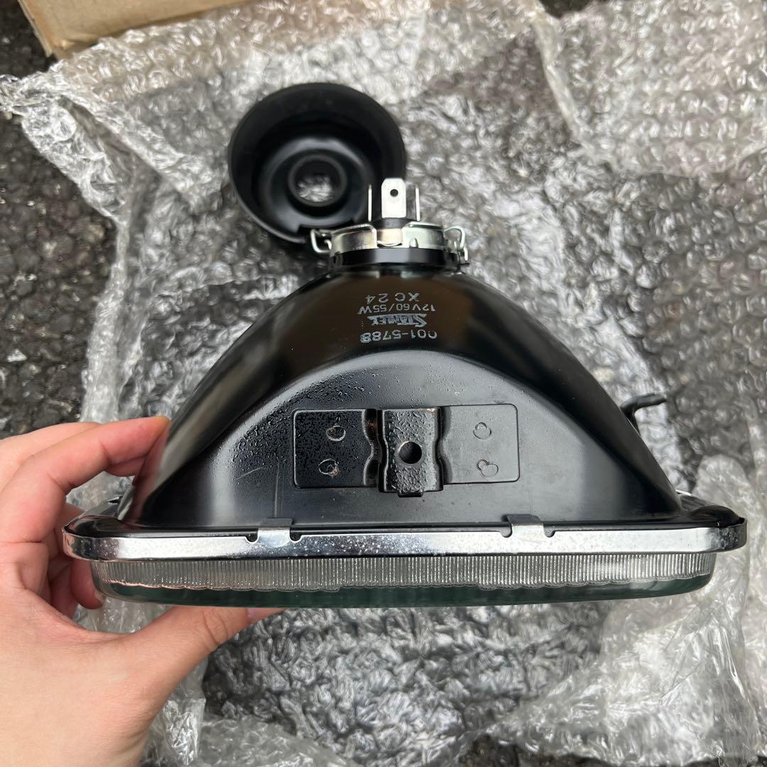 ZRX1200R？D用？ ヘッドライト ランプ KAWASAKI カワサキ