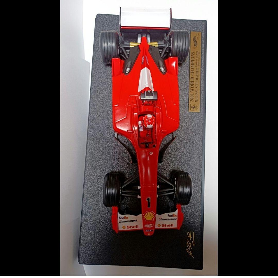 フェラーリ F1 モデルカー 1/18 2001年 シューマッハ　個体ナンバ 有