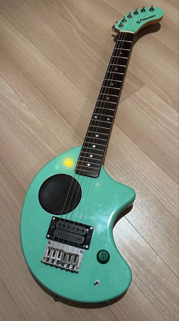 希少 Fernandes ZO-3(ぞーさん)スピーカー内臓エレキギター 完動品