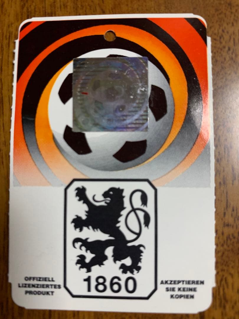 1860ミュンヘン'00-'01選手監督会長直筆サイン入りカード31枚&ポスター