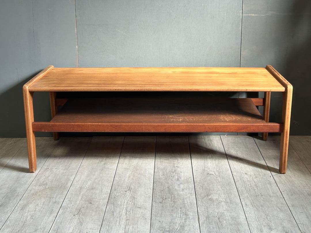 チーク素材　ローテーブル　ワイドテーブル　センターテーブル　北欧　IZZ