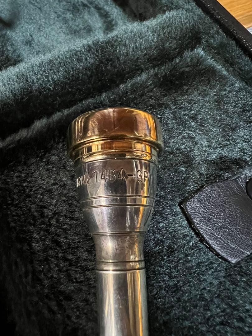 ヤマハトランペット xeno YTR8335 純正ケース・マウスピース付き