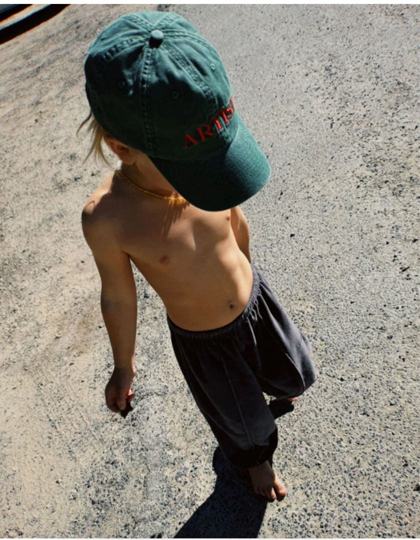 新品　未使用　ziggy zaza 帽子　ARTIST キャップ　キッズ