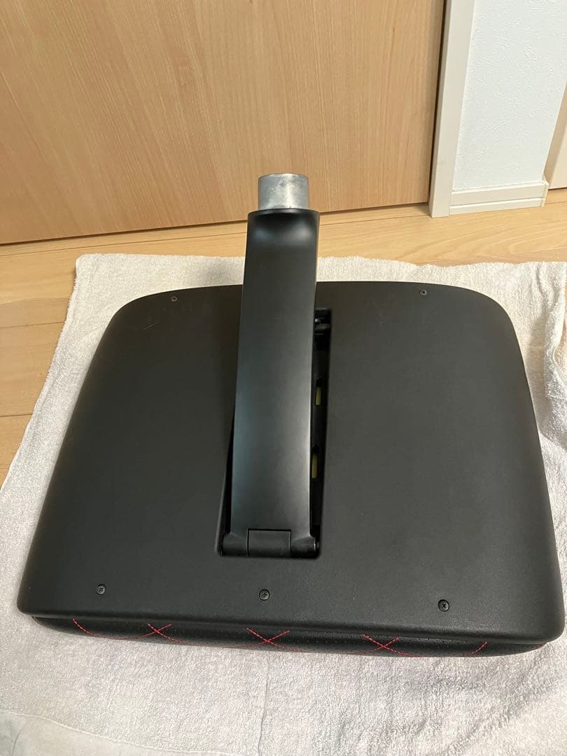 noblechairs FOOTREST レッド NBL-FR-PU-BR