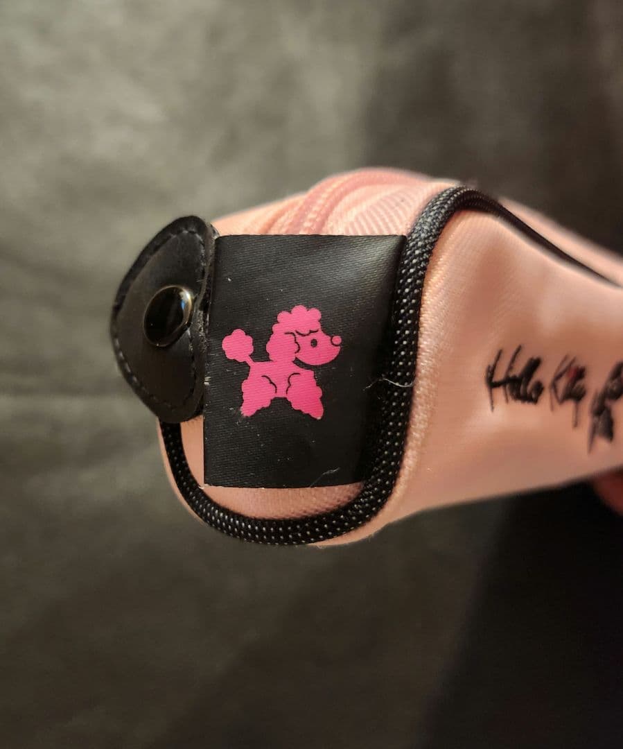 2005年製 海外限定 ハローキティ モモベリー ペンケース