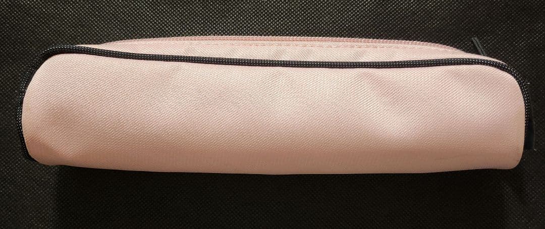 2005年製 海外限定 ハローキティ モモベリー ペンケース