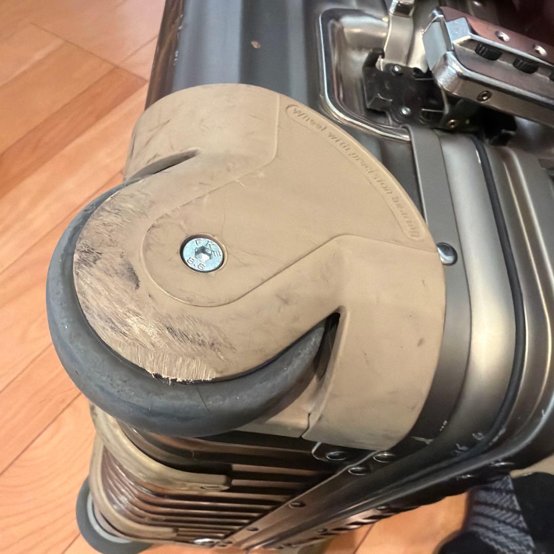 RIMOWA トパーズ　チタニウム　32L
