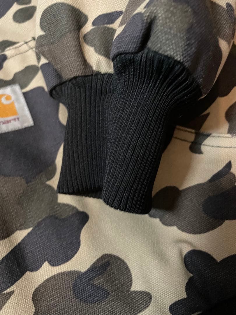 激レア 美品カーハート アクティブジャケット ダックカモ　エイプ