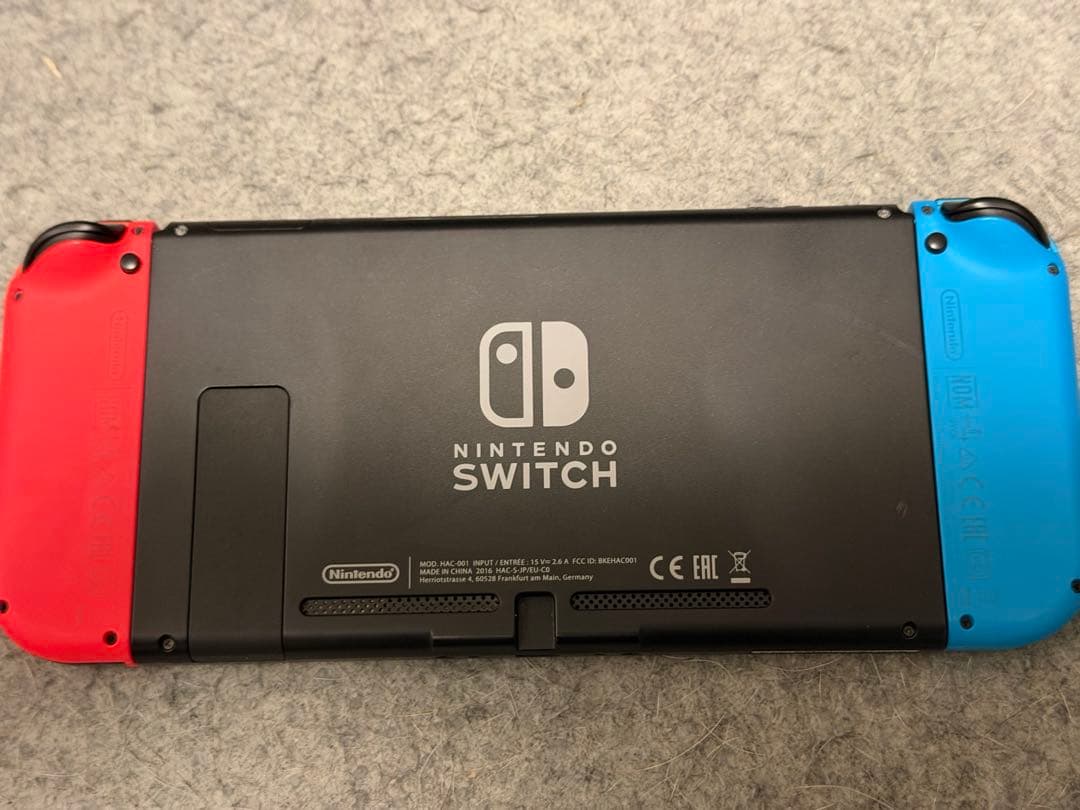 Nintendo Switch本体　ゲーム(4本)、SDカード、ケース付きセット