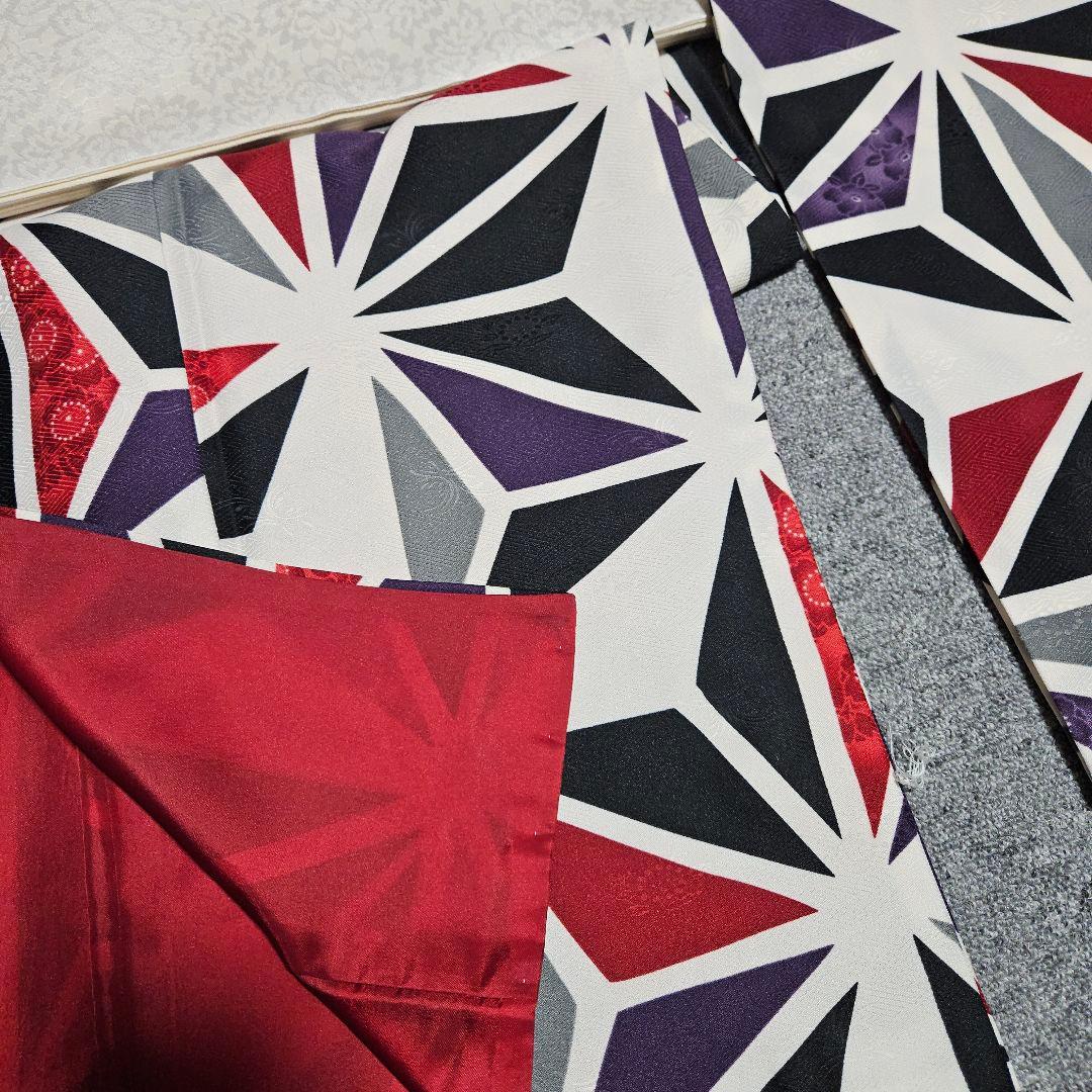 振り袖麻の葉柄振り袖単品と変更してます。