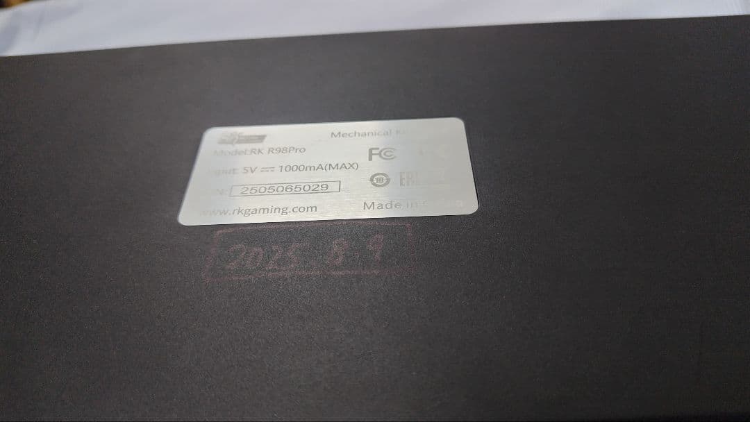 メカニカルキーボード（RK  KLUDGE R98 Pro）