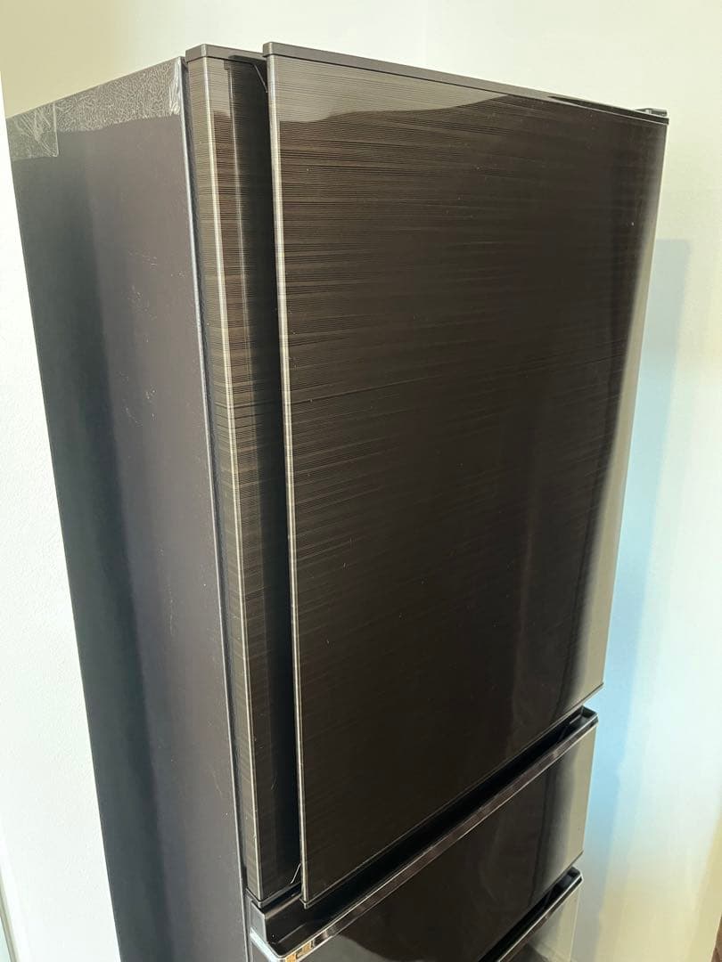 【美品】【値引可】冷蔵庫　一人暮らし　三菱冷蔵庫 330L 2018年　右開き