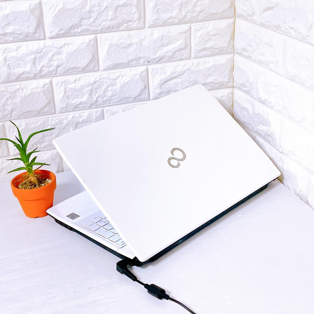 Windows11 富士通 ノートパソコン i7 本体 SSD ノートPC