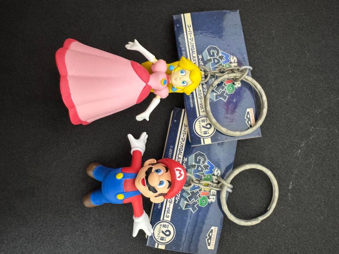 ろ*ぴ様 スーパー　マリオ　ギャラクシー　フィギュア　キーホルダー 激レア品　バ