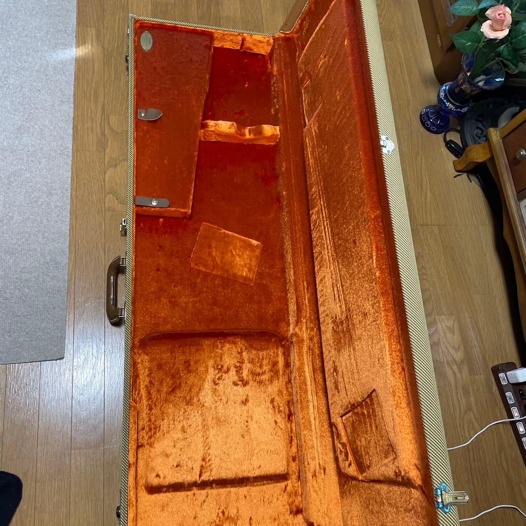 TUNE TWB4 エレキベース フレットレス　フェンダーハードケース付